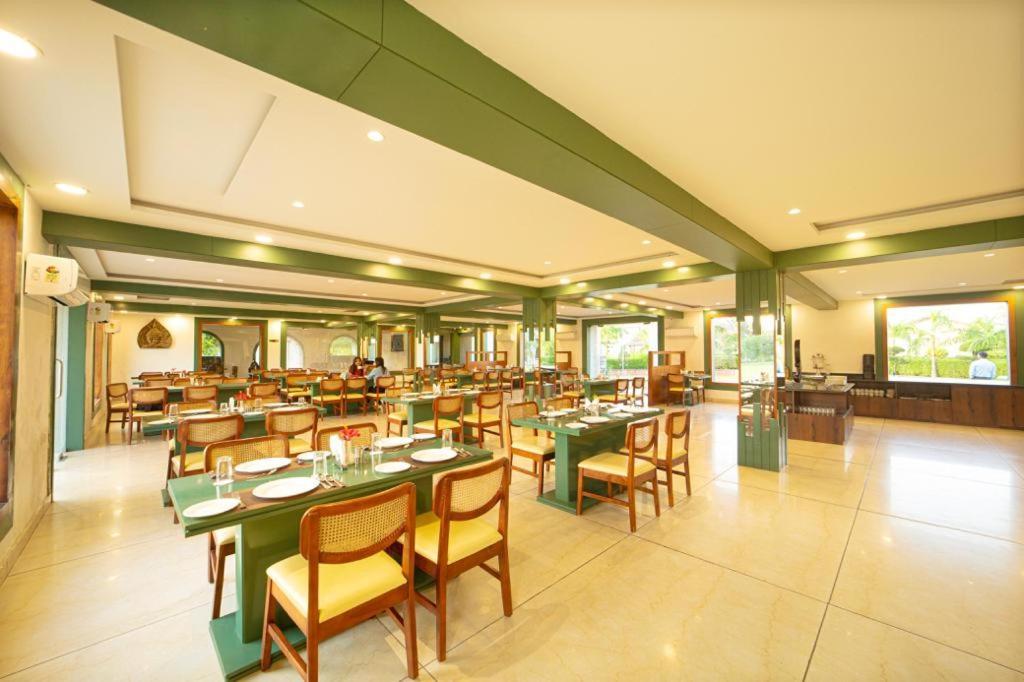 5 Senses Corbett Richness Luxuries Resort ! Destination Wedding & Corporate Events Рамнаґар Екстер'єр фото