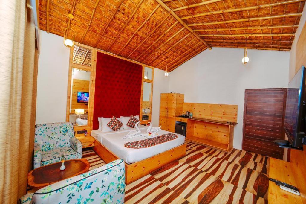 5 Senses Corbett Richness Luxuries Resort ! Destination Wedding & Corporate Events Рамнаґар Екстер'єр фото