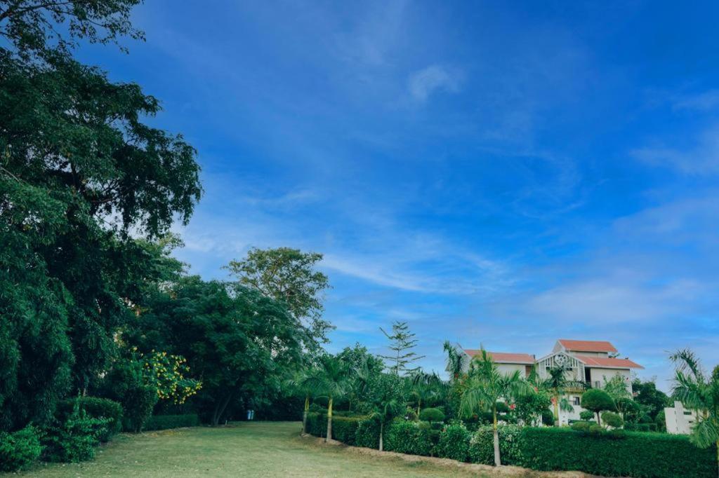 5 Senses Corbett Richness Luxuries Resort ! Destination Wedding & Corporate Events Рамнаґар Екстер'єр фото
