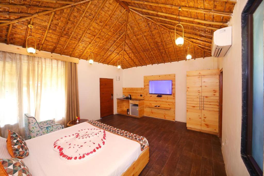 5 Senses Corbett Richness Luxuries Resort ! Destination Wedding & Corporate Events Рамнаґар Екстер'єр фото